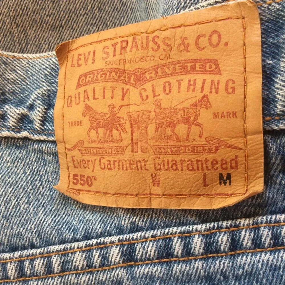 Vintage Levis Size 11 JR Medium 550 Relaxed Tapered Leg Jeans Light Wash Denim - Picture 3 of 6